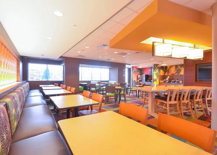 Fairfield & By Marriott St. Louis Pontoon Beach/granite City, Il