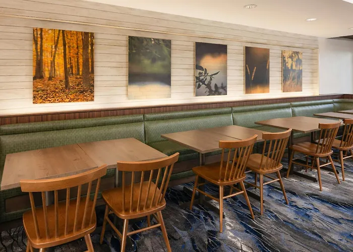 Hotel Fairfield & By Marriott St. Louis Pontoon Beach/granite City, Il Collinsville