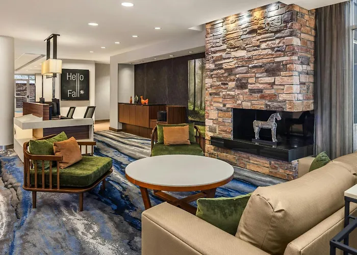 Hotel Fairfield & By Marriott St. Louis Pontoon Beach/granite City, Il