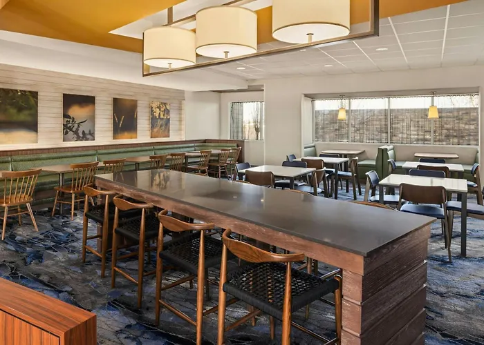 Fairfield & By Marriott St. Louis Pontoon Beach/granite City, Il Hotel Collinsville
