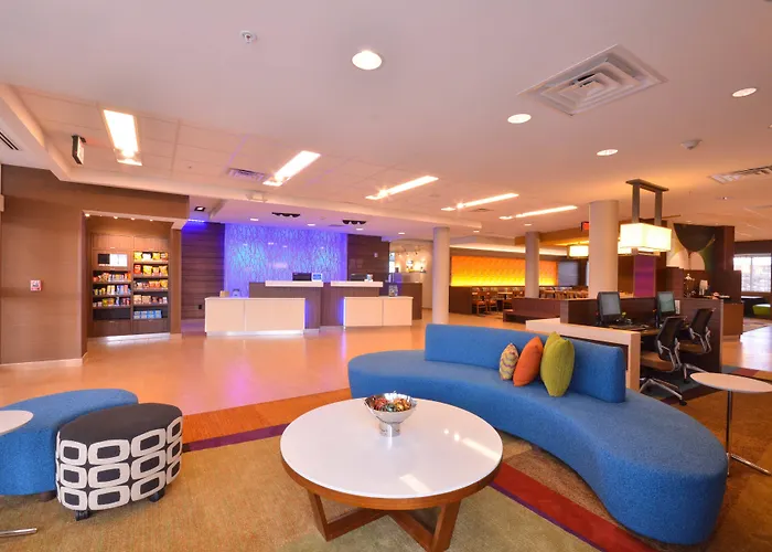 Hotel Fairfield & By Marriott St. Louis Pontoon Beach/granite City, Il 3*