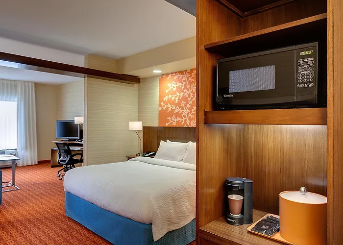 Fairfield & By Marriott St. Louis Pontoon Beach/granite City, Il Hotel Collinsville