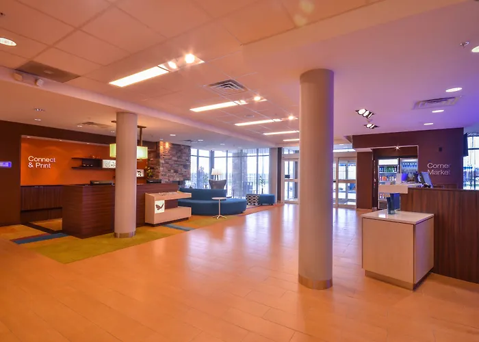 Fairfield & By Marriott St. Louis Pontoon Beach/granite City, Il Hotel 3*